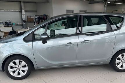 Opel Meriva 143.726 km 7.870 &euro; Nidda 63667