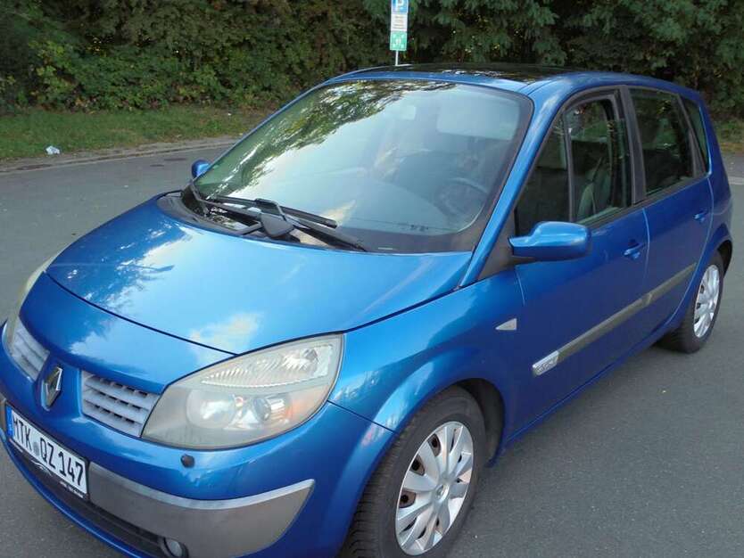 Renault Scenic 168.000 km 1.650 € Eschborn 65760