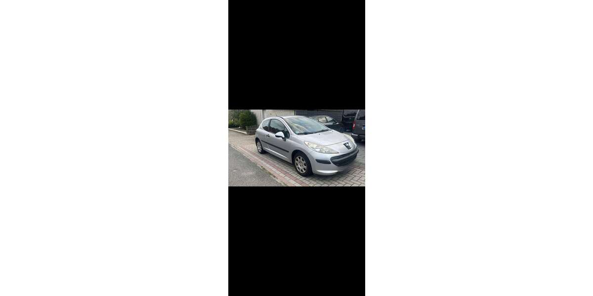 Peugeot 207 163.000 km 1.690 &euro; Dinklage 49413