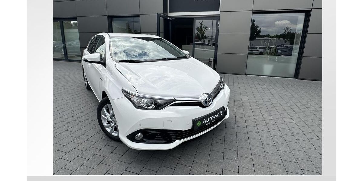 Toyota Auris 82.450 km 14.490 &euro; Roth 91154