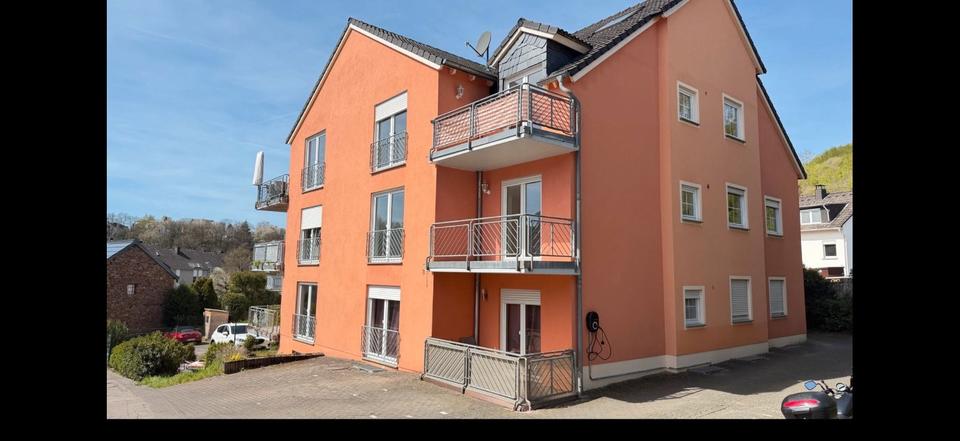 Etagenwohnung Trier Kürenz - 4 Zimmer, 105 m&sup2;, 359.000&euro; | Angebot:27157158