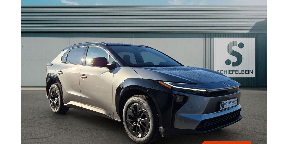 Toyota bZ4X 1.500 km 54.280 &euro; Hoyerswerda 02977