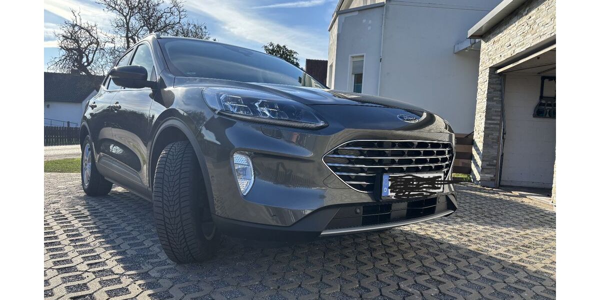 Ford Kuga 13.000 km 28.900 &euro; Minden 32425