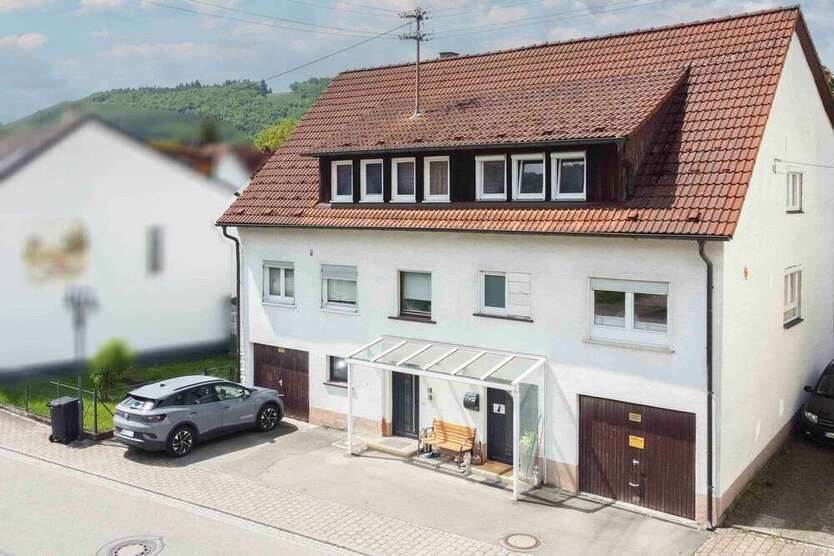 Haus zum Kaufen in Burladingen 399.000 € 210.27 m²
