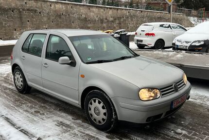 VW Golf 153.000 km 999 &euro; Hessisch Lichtenau 37235