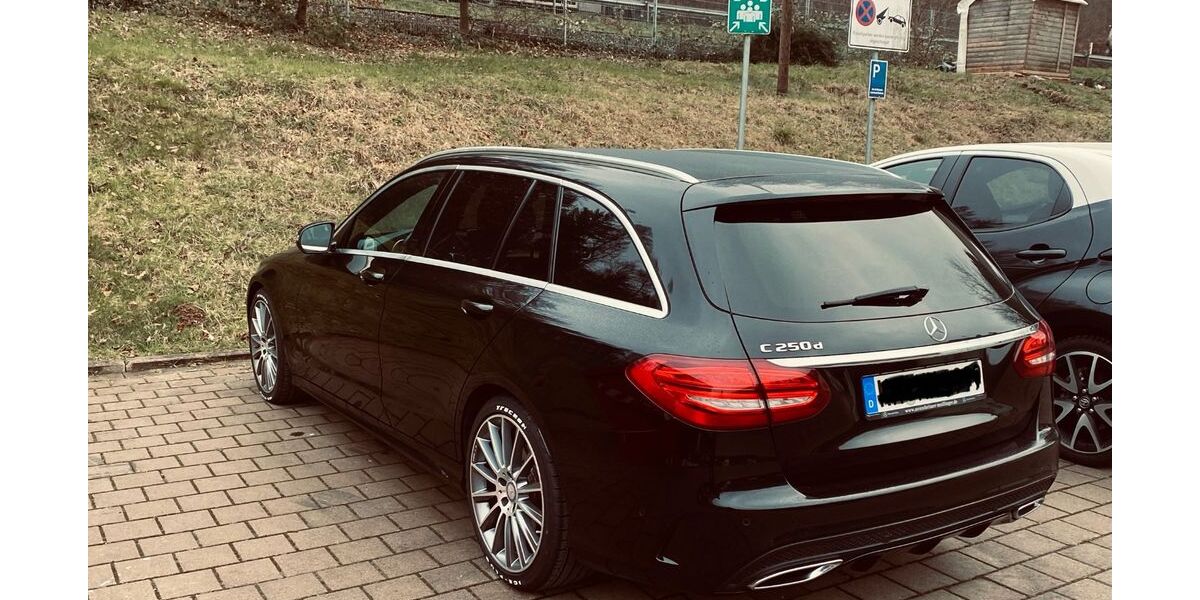 Mercedes-Benz C 250 220.000 km 14.600 € Karlsruhe 76199