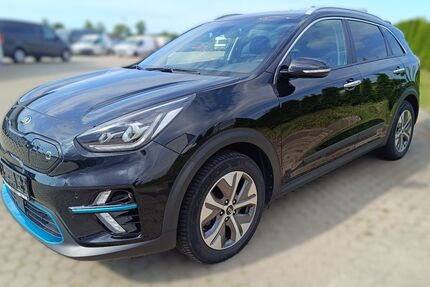 Kia Niro 42.400 km 21.390 &euro; Broderstorf / OT Pastow 18184