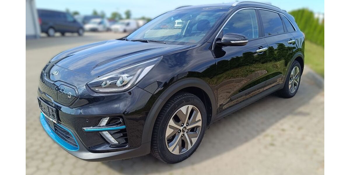Kia Niro 42.400 km 21.690 &euro; Broderstorf / OT Pastow 18184