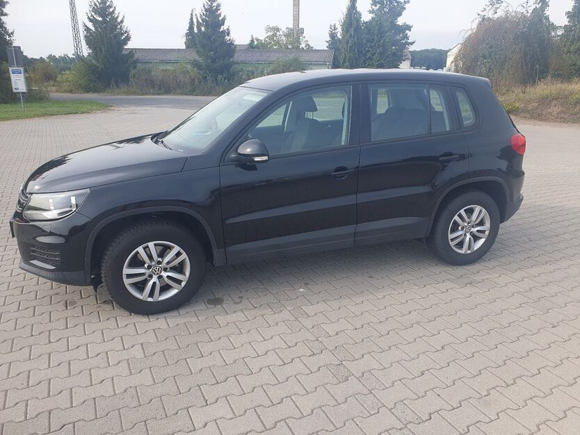VW Tiguan 64.000 km 12.000 € Haldensleben 39340