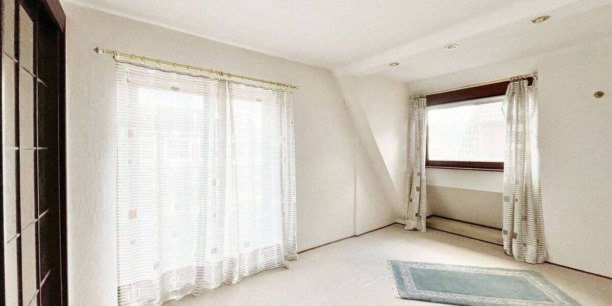 Doppelhaushälfte Bremen Kattenturm - 8 Zimmer, 230 m&sup2;, 399.000&euro; | Angebot:26309071