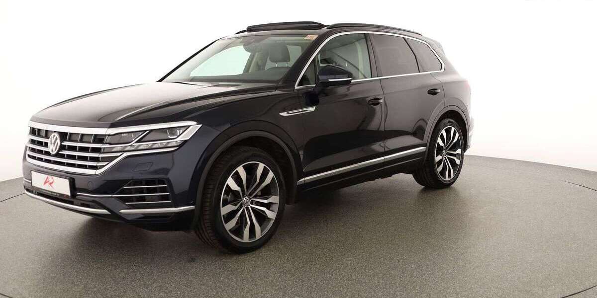 VW Touareg 106.699 km 37.760 &euro; Berlin 12103