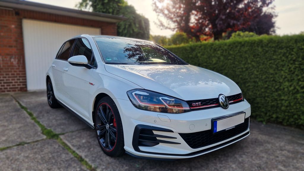VW Golf 124.000 km 20.400 &euro; Beckum 59269