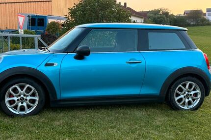 Mini ONE 85.000 km 8.700 &euro; Runding 93486