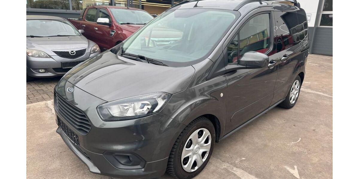 Ford Tourneo Courier 217.000 km 3.999 &euro; Detmold 32758