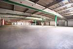 Lagerhalle mit LKW-Werkstatt und Bürogebäude zimmer