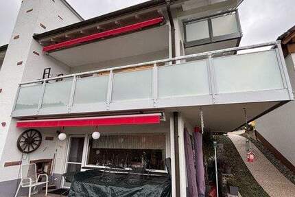 Haus Nordrach - 8 Zimmer, 230 m&sup2;, 650.000&euro; | Angebot:25287779