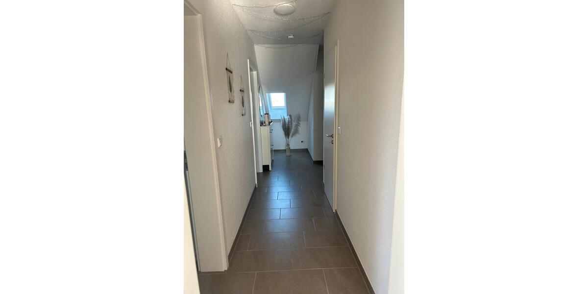 Etagenwohnung Lohne (Oldenburg) - 2 Zimmer, 90 m&sup2;, 670&euro; | Angebot:26386025