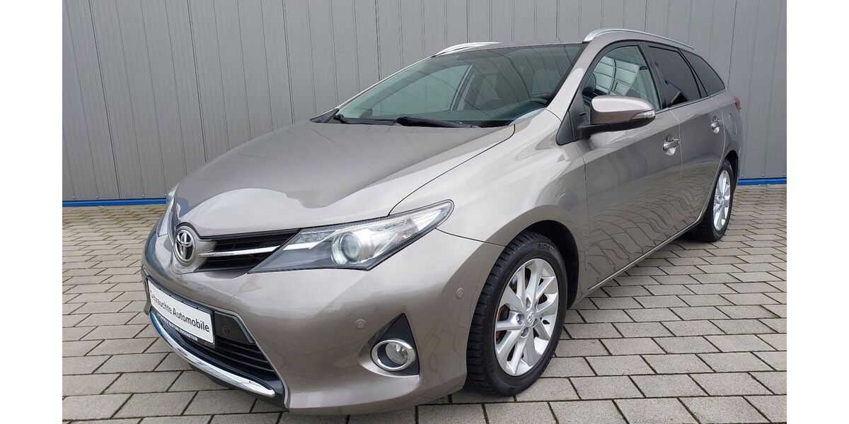 Toyota Auris 149.987 km 7.490 &euro; Eggenstein 76344