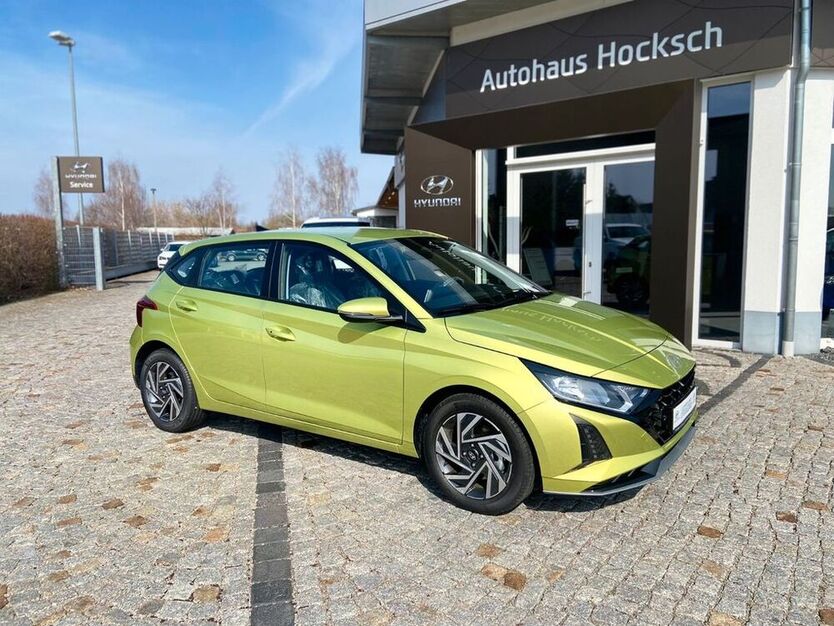 i20
