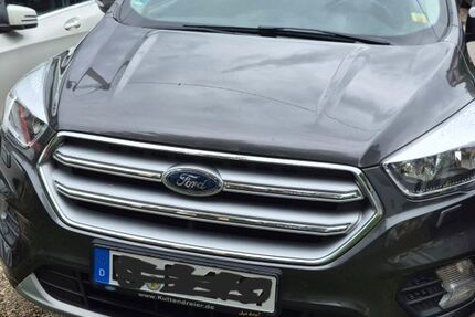Ford Kuga 98.100 km 10.900 &euro; Nürtingen 72622