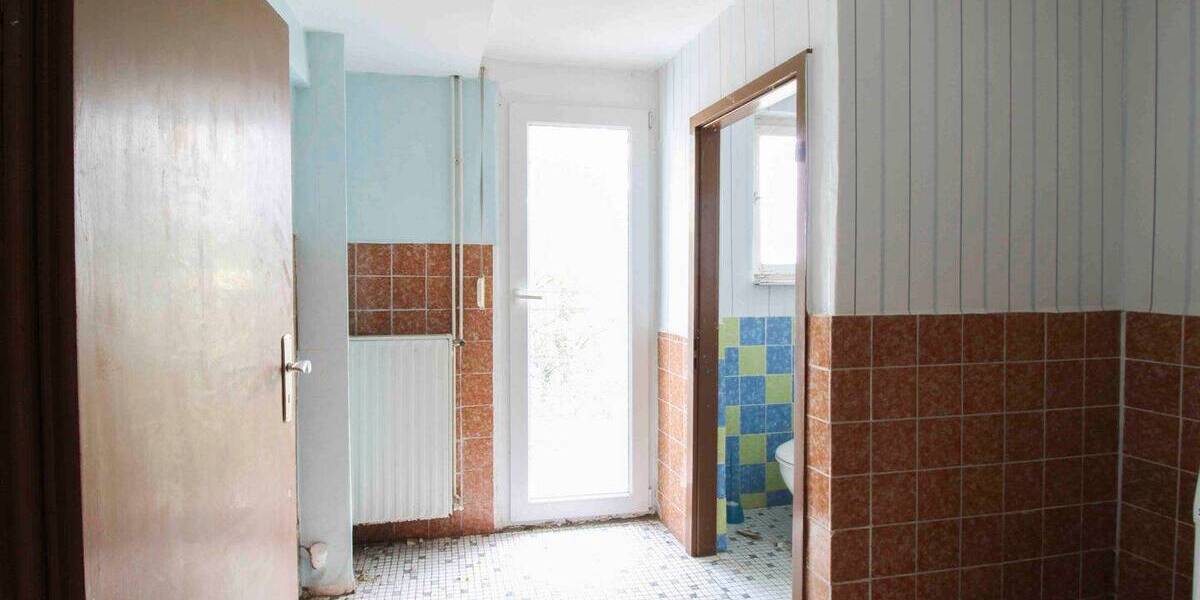Mehrfamilienhaus, Wohnhaus Büdingen Rinderbügen - 8 Zimmer, 271.000&euro; | Angebot:26290980
