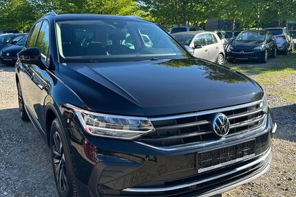 VW Tiguan 155.000 km 18.999 &euro; Kiel 24145