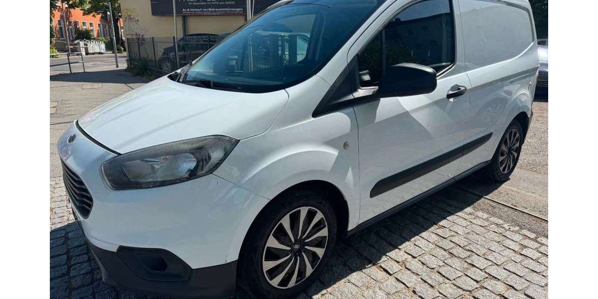 Ford Transit Courier 217.000 km 3.990 &euro; Berlin 12107