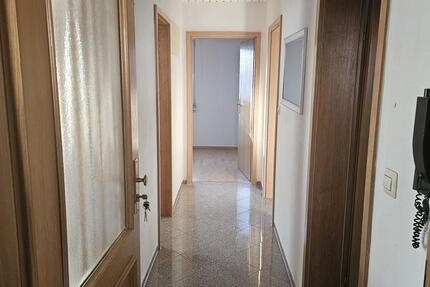 Wohnung Gärtringen - 3 Zimmer, 67 m&sup2;, 1.000&euro; | Angebot:24806643