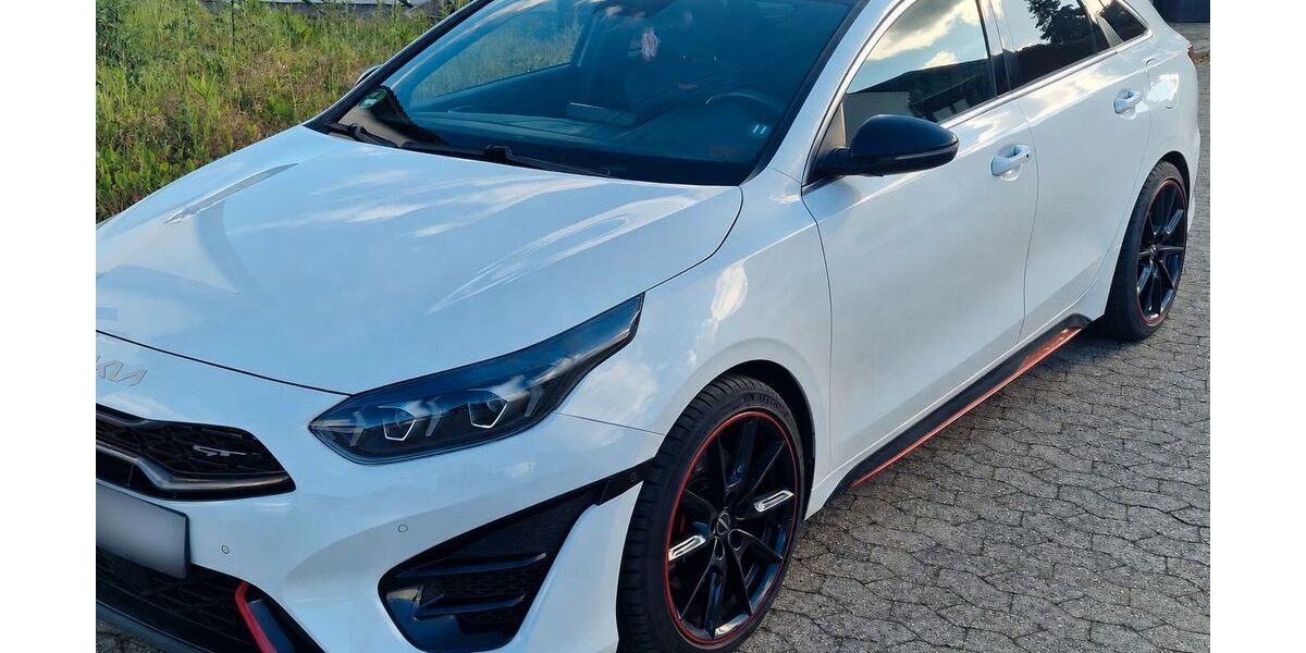 Kia pro ceed / ProCeed 50.000 km 25.799 &euro; Mayen 56727