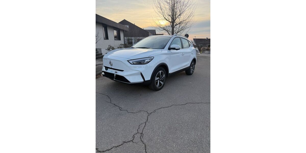 MG ZS 29.500 km 16.900 &euro; Schwieberdingen 71701