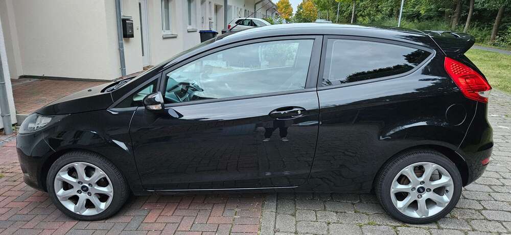 Ford Fiesta 105.000 km 3.500 € Ratzeburg 23909