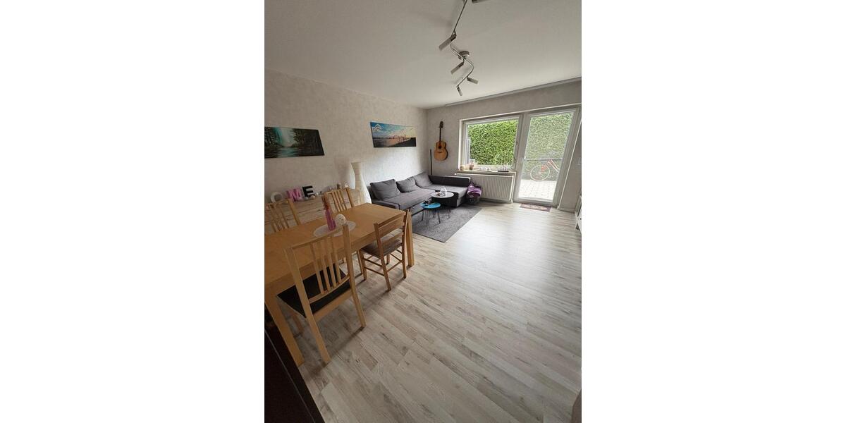 Schöne 3 Zimmer Erdgeschosswohnung mit Terasse in Wesendorf 3 zimmer