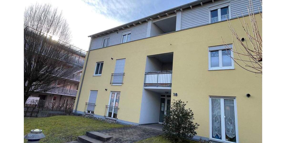 Etagenwohnung Steinen - 2 Zimmer, 62 m&sup2;, 260.000&euro; | Angebot:25748911