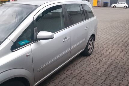 Opel Zafira 200.000 km 1.500 &euro; Krefeld 47798