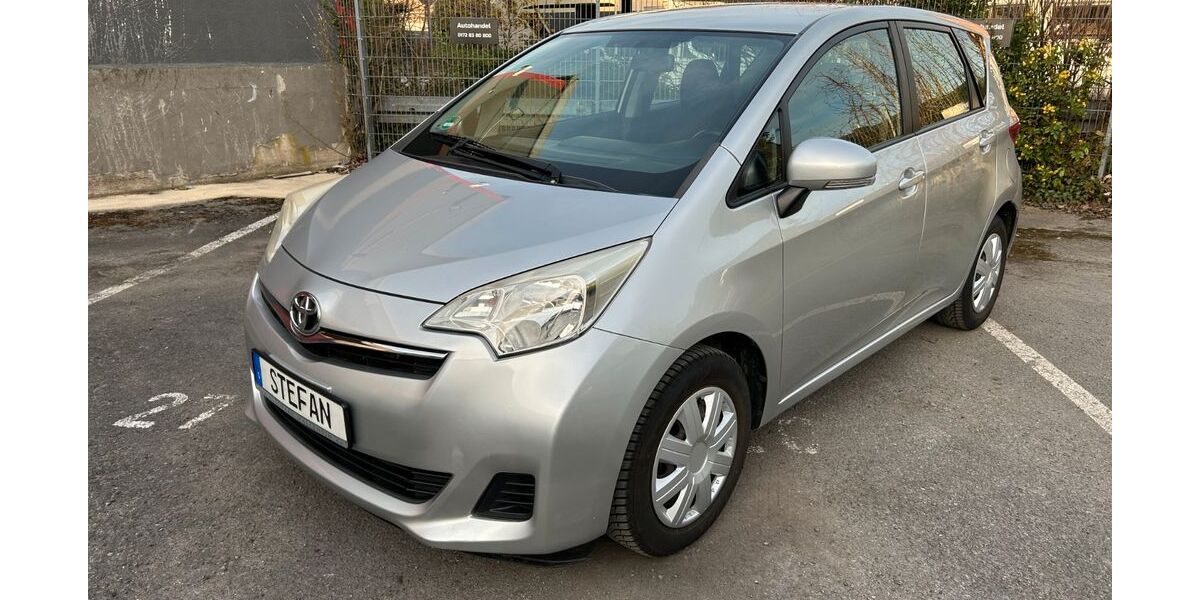 Toyota Verso-S 134.900 km 5.200 &euro; Neuss 41472