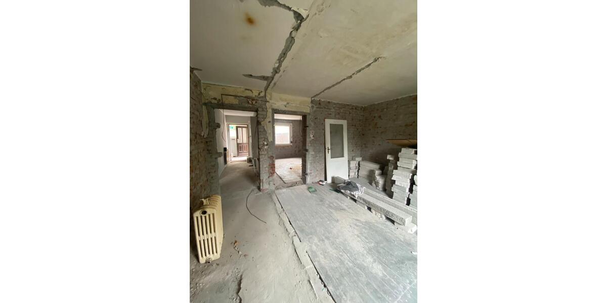 Doppelhaushälfte Weißenfels - 7 Zimmer, 120 m&sup2;, 125.000&euro; | Angebot:26982561