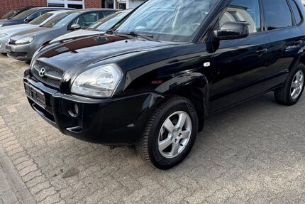 Hyundai TUCSON 124.500 km 5.000 &euro; Itzehoe 25524