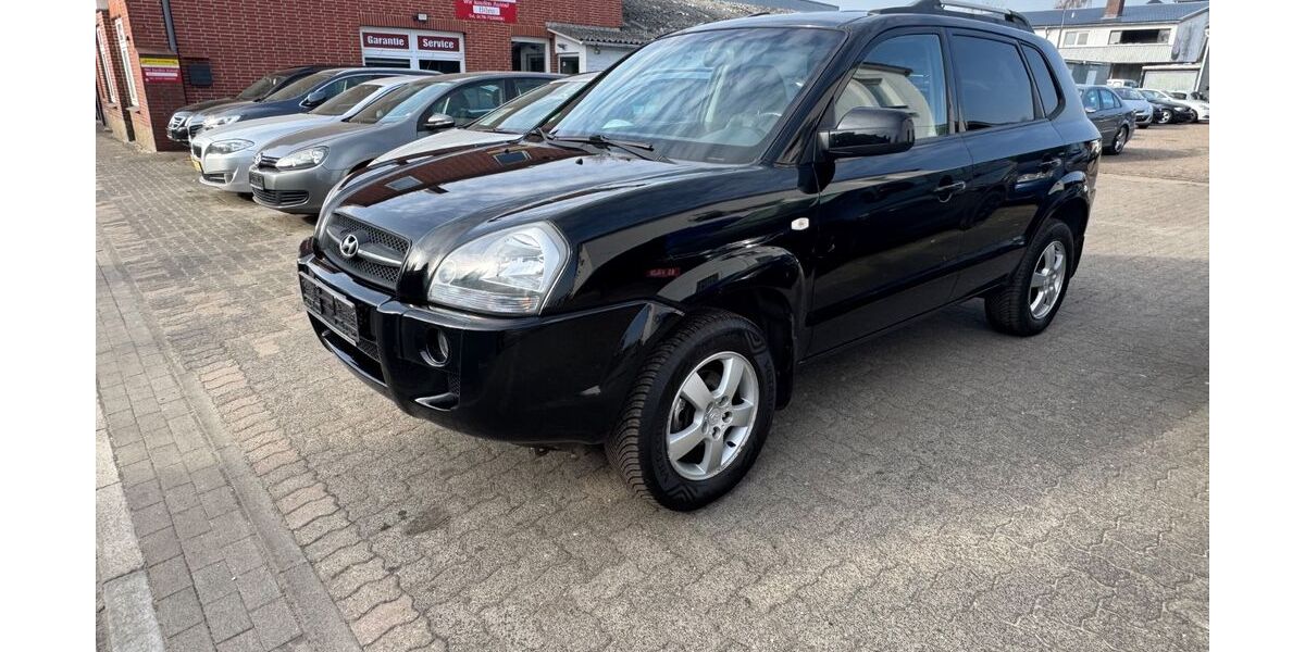 Hyundai TUCSON 124.500 km 5.000 &euro; Itzehoe 25524