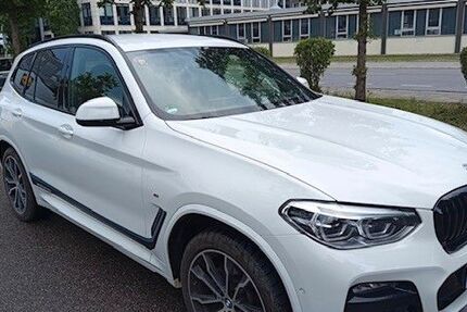 BMW X3 135.000 km 29.500 &euro; München 81671