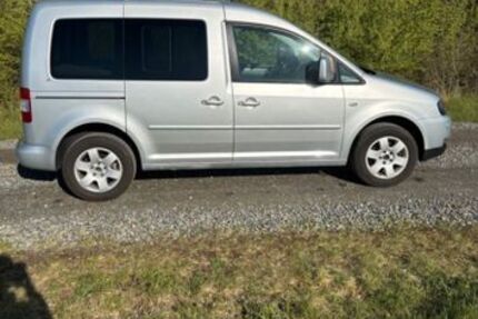 VW Caddy 248.000 km 2.400 &euro; Schöningen 38364