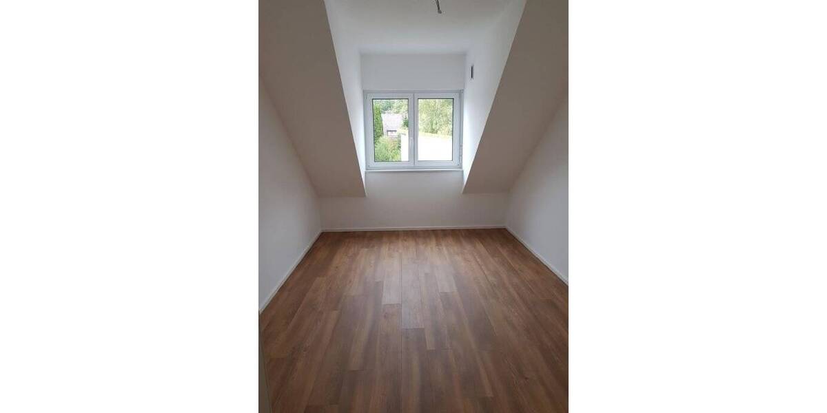 Etagenwohnung Nürnberg Worzeldorf - 3 Zimmer, 78 m&sup2;, 1.150&euro; | Angebot:26879050