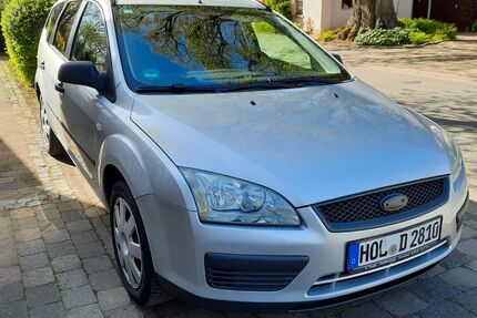 Ford Focus 240.000 km 1.888 &euro; Ottenstein 31858