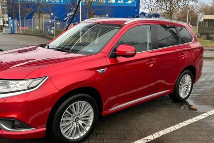 Mitsubishi Outlander 36.500 km 22.999 &euro; Rüsselsheim 65428