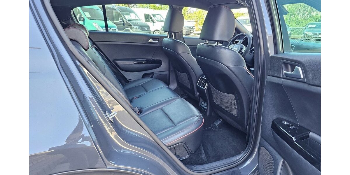 Kia Sportage GT-Line 4WD LEDER AHK NAVI 360° KAMERA 118.156 km 23.990 &euro; Löhne 32584