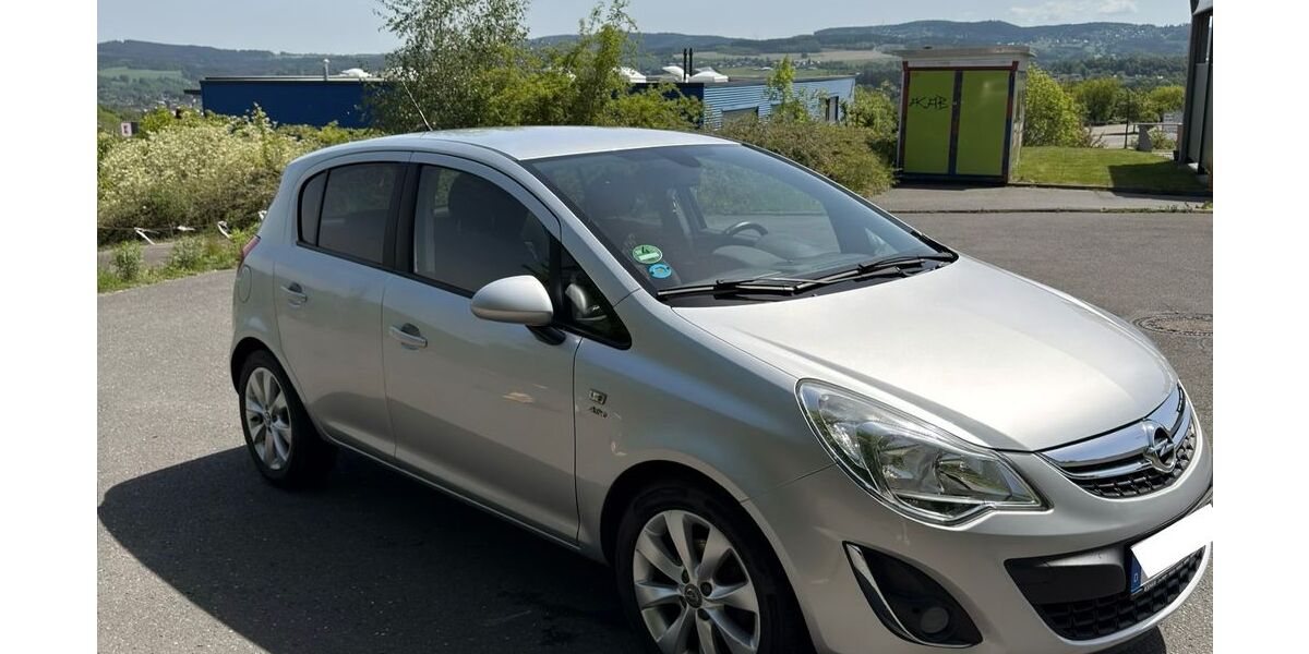Opel Corsa 47.000 km 8.400 &euro; Treuen 08233