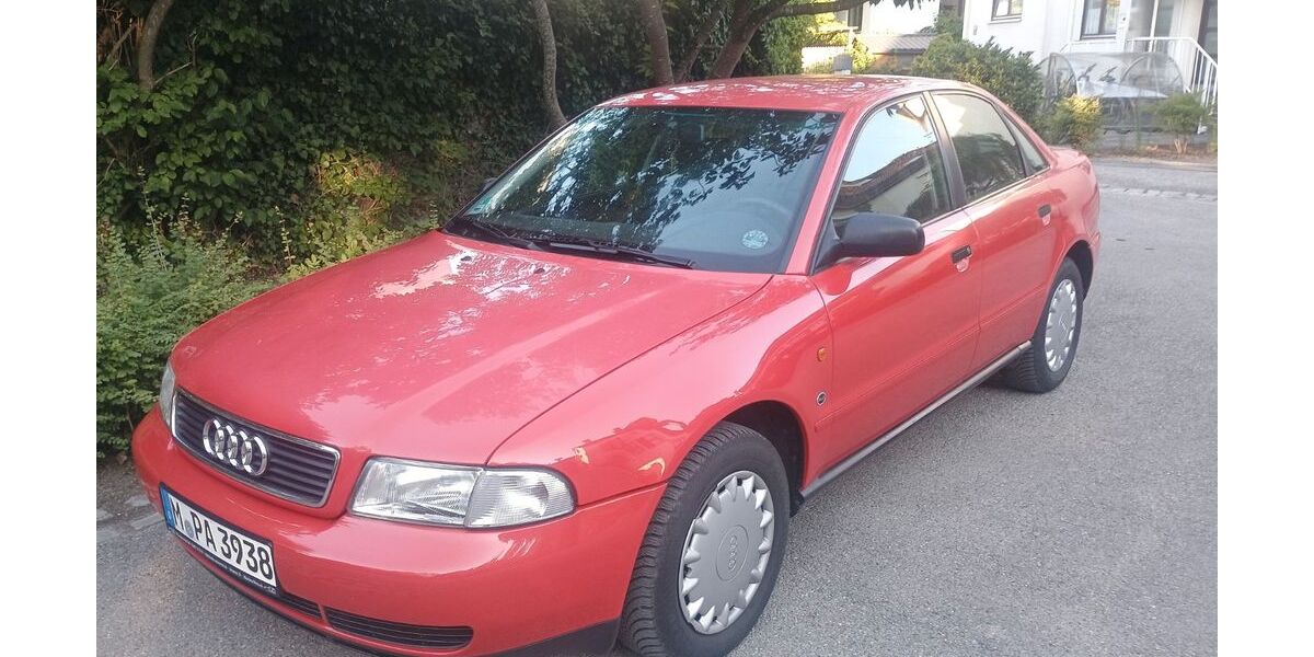Audi A4 85.000 km 4.900 &euro; München 80999