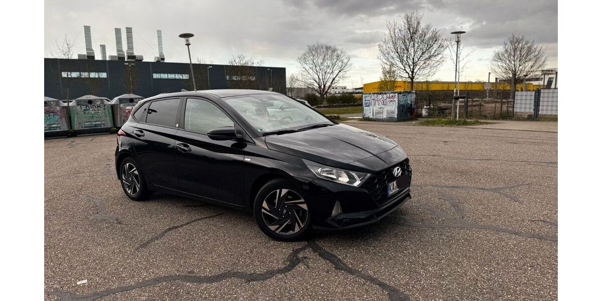 Hyundai i20 47.000 km 17.100 &euro; Karlsruhe 76131