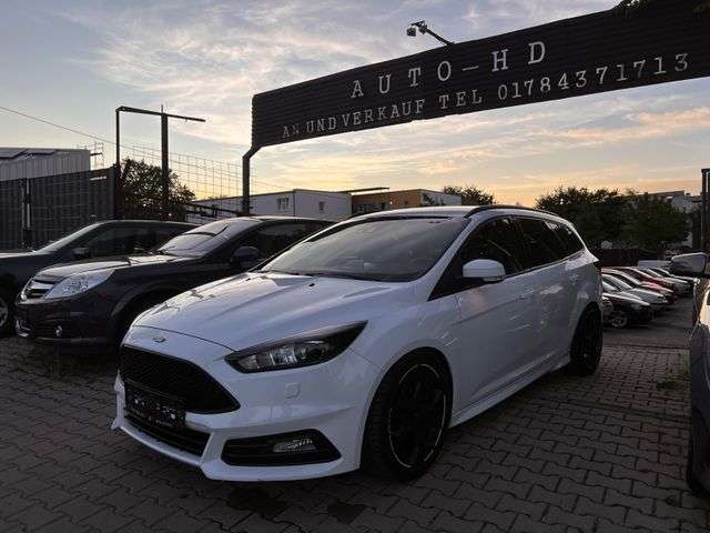 Ford Focus 41.000 km 15.200 &euro; Heidelberg 69115