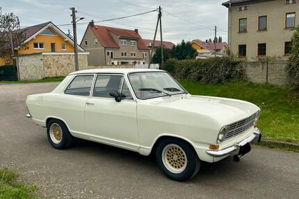 Opel Kadett 39.500 km 6.900 &euro; Markranstädt 04420
