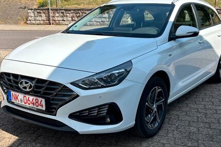 Hyundai i30 98.180 km 14.590 &euro; Dirmingen 66571